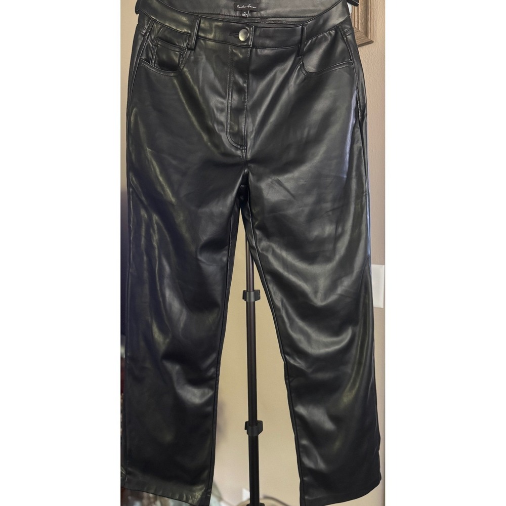 Title: Hunter & Brown Black Faux Leather Straight Leg Pants XL
